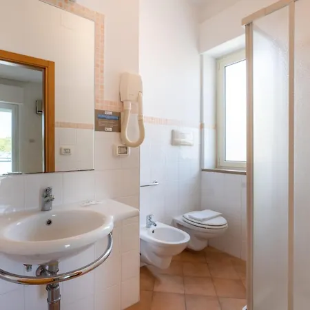 La Pineta Отель