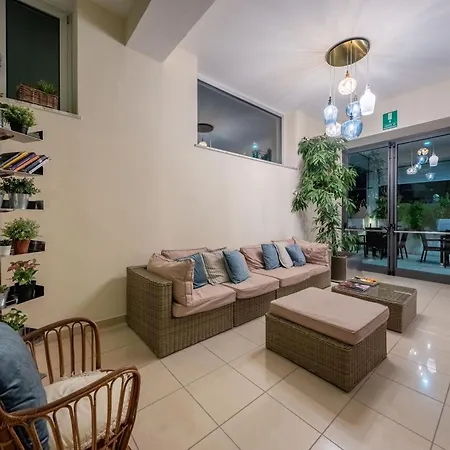 Отель La Pineta 3*