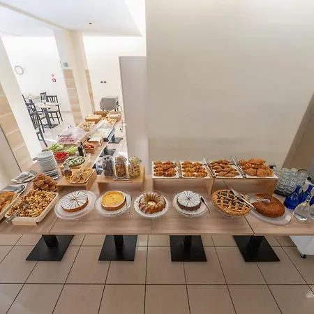 Отель La Pineta Пинето